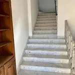 Διαμέρισμα In A *